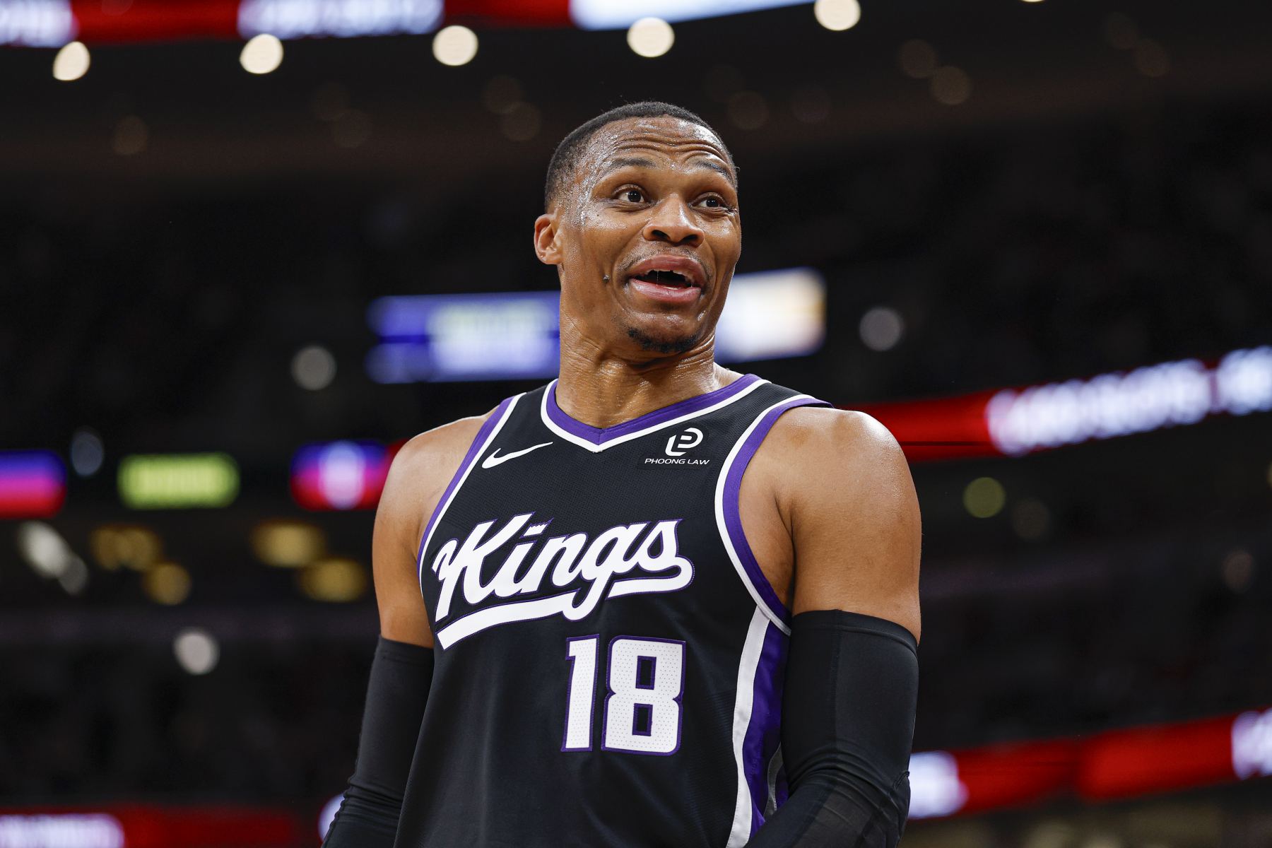 Mau controle de bola! Os reservas de Westbrook acertaram 0 de 5 chutes de fora no intervalo e deram 6 assistências.