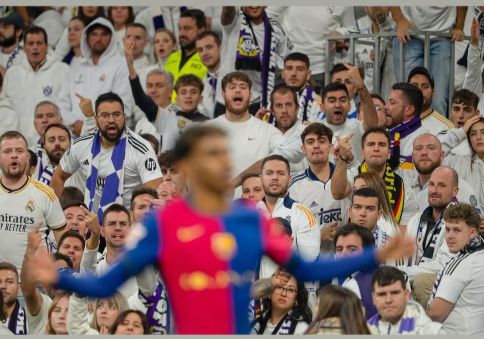 Feche seu rosto e abra-o! Antes do clássico nacional, Yamal postou uma foto da comemoração do 4 a 0 do Barcelona pelo Real Madrid